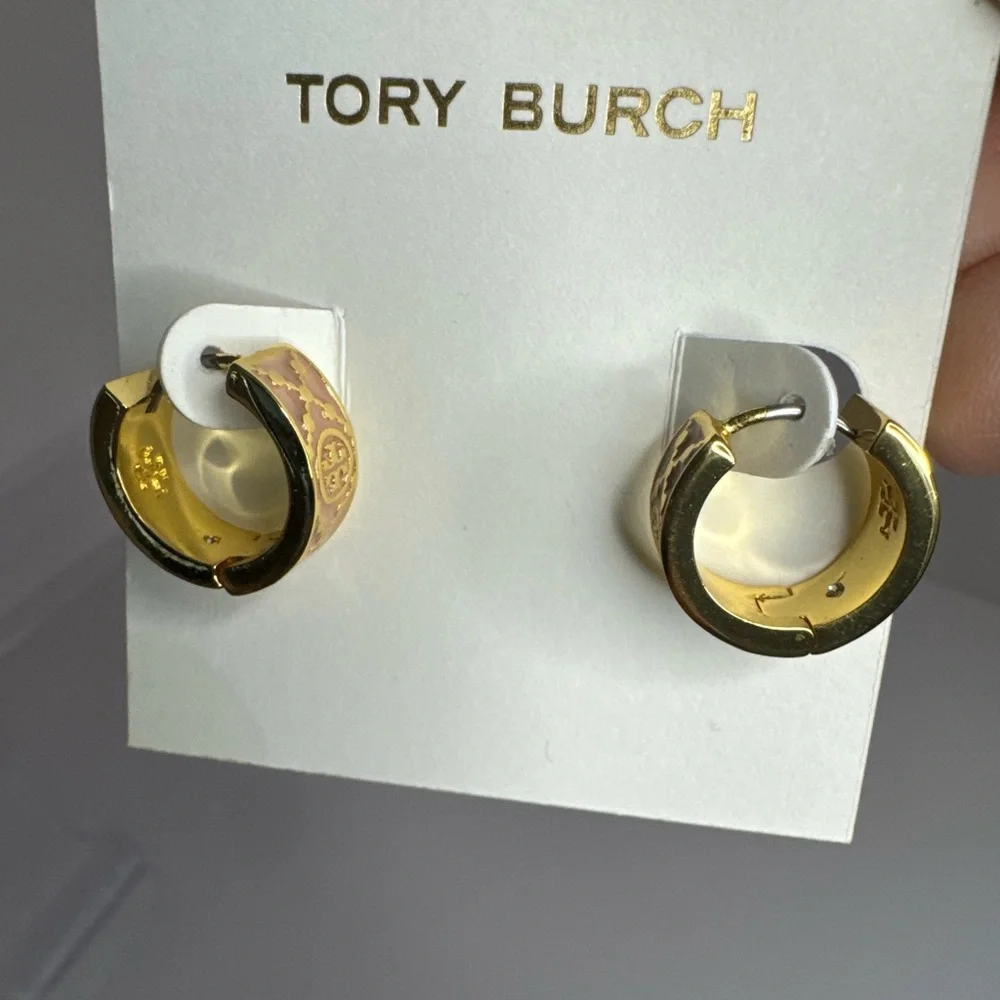 Tory Burch New Monogram Pink Enamel & Gold Plated Huggie Earrings - Picture 10 of 10